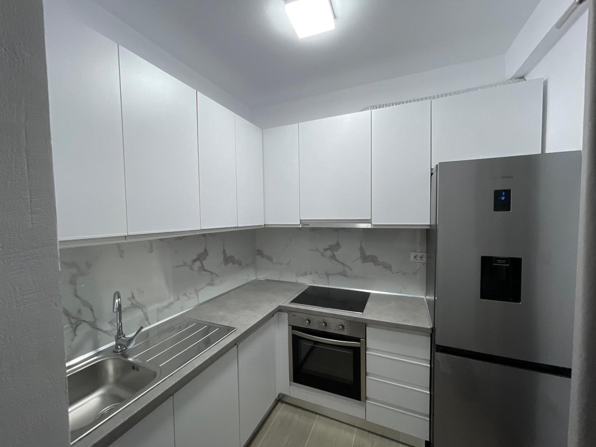 Modern Apartment In Central فلورا المظهر الخارجي الصورة