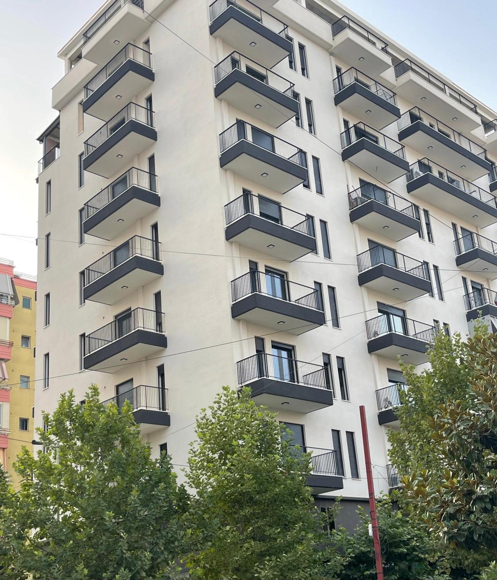 Modern Apartment In Central فلورا المظهر الخارجي الصورة